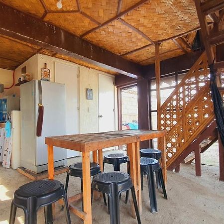 Calatagan'S Bahay Kubo - With Beach Access Exterior foto