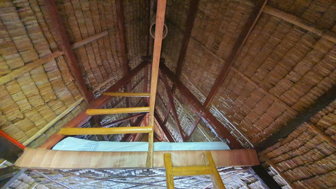 Calatagan'S Bahay Kubo - With Beach Access Exterior foto